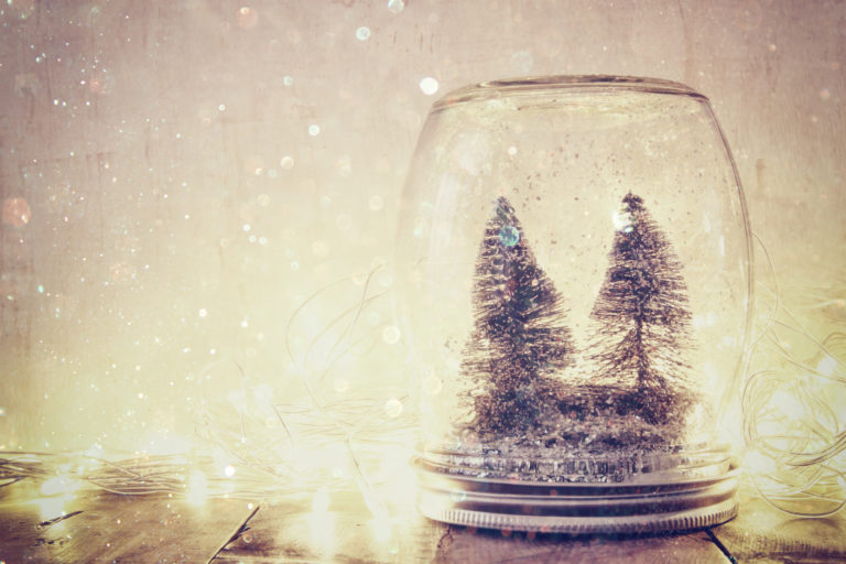 6 ways pre-lit Christmas trees make Christmas easier